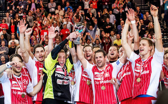 Schweiz hissar bronspokalen
