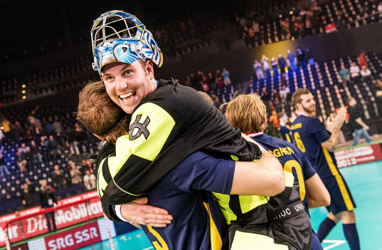 En glad Partik Åman, målvakt, Sverige