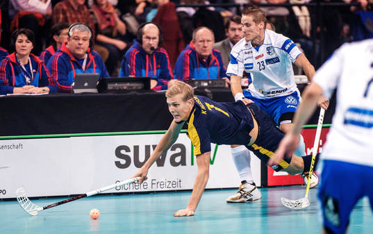 Kim Nilsson, Sverige, faller