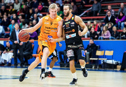 Anton Saks, Norrköping, utmanar Jason Thomas, Borås