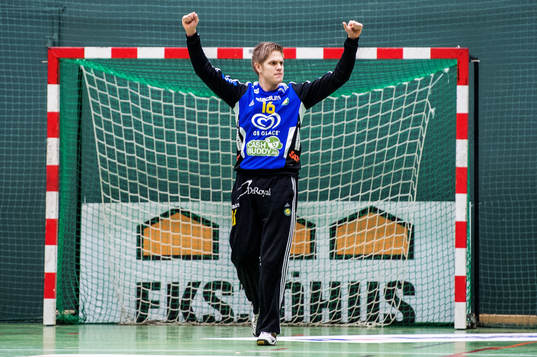 Peter Johannesson, målvakt, Sävehof, jublar
