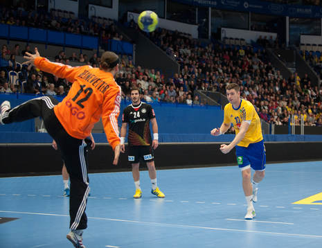 Straff, Niclas Ekberg, Sverige, skjuter i ribban
