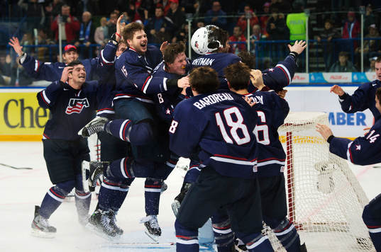 Jubel i USA när det står klart att de vunnit guld