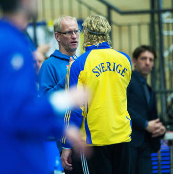 Mats Olsson pratar med Mikael Appelgren, Sverige