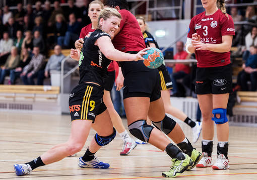 Frida Tegstedt, Sävehof, kämpar med Adda Walther, Heid
