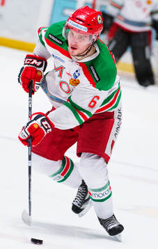 Mikael Vikstrand, Mora