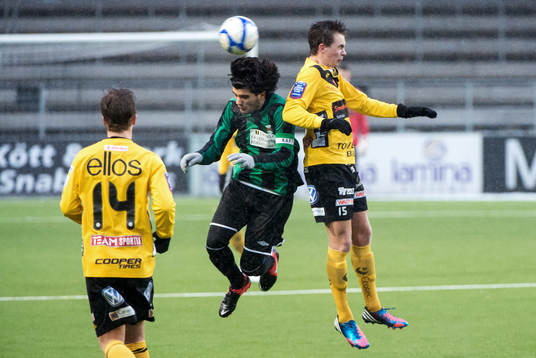 Rasmus Rosenqvist, Elfsborg, i nickduell med en