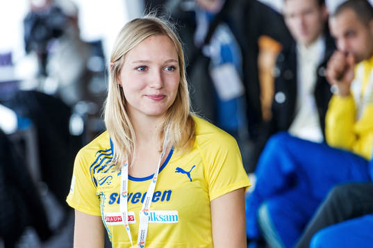 Moa Hjelmer, Sverige