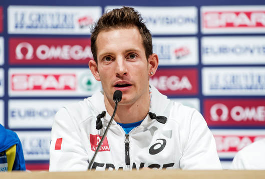 Renaud Lavillenie, Frankrike