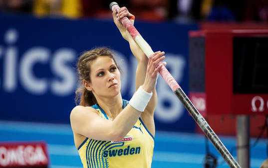 Malin Dahlström, Sverige, gör sig i ordning för att