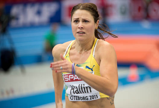 Ellinore Hallin, Sverige, tar fart mot längdhoppsgropen