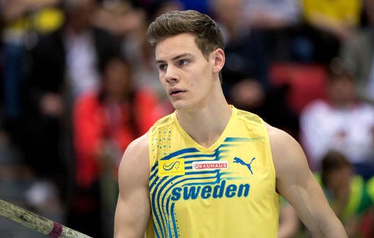 Melker Svärd Jacobsson, Sverige, i stavhoppskvalet