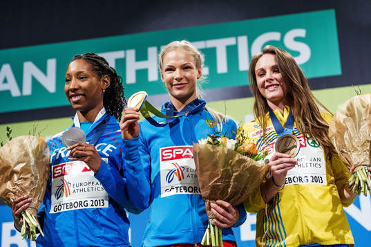 Pristagarna i längdhopp. Éloyse LESUEUR, Frankrike,