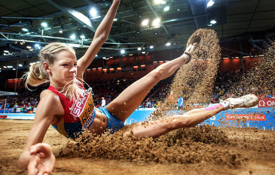 Darya KLISHINA, Ryssland, hoppar in längdhoppsfinalen