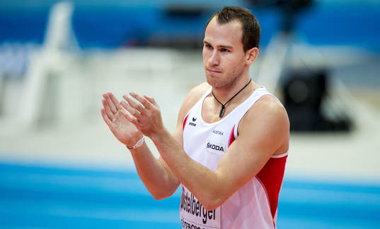 Dominik DISTELBERGER, Österrike, hoppar stavhopp i
