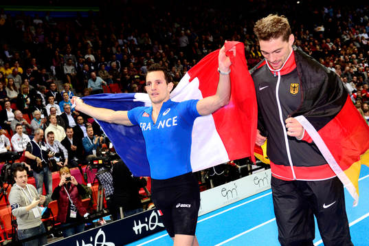 Renaud Lavillenie, Frankrike firar guldet i stavhopp