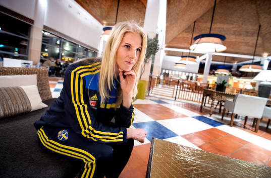 Sofia Jakobsson, Sverige