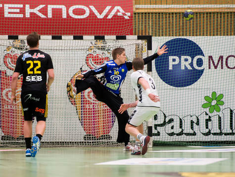 Peter Johannesson, målvakt, Sävehof, räddar en straff