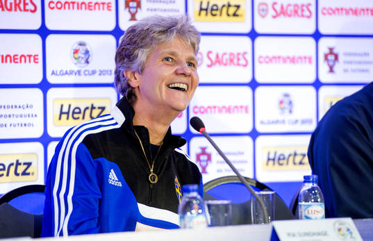 Pia Sundhage, förbundskapten, Sverige