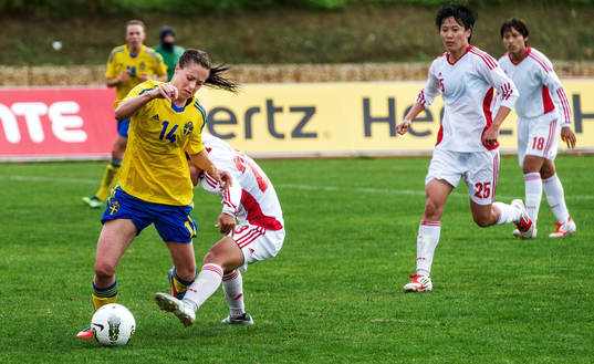 Johanna Almgren, Sverige