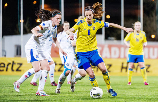 Lotta Schelin, Sverige
