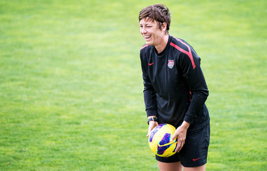 En glad, Abby Wambach, USA