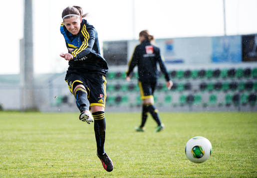 Olivia Schough, Sverige, laddar för skott