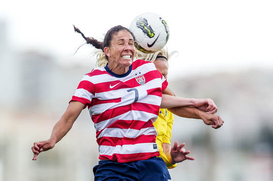 Shannon Boxx, USA, nickar bollen