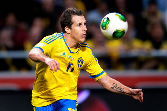 Tobias Hysén, Sverige tar emot bollen
