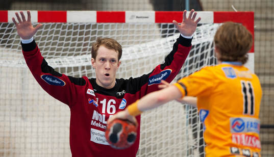 Matchhjälten Johannes Larsson, Kristianstad, överlistar