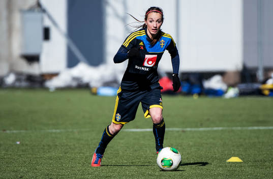 Kosovare Asllani, Sverige
