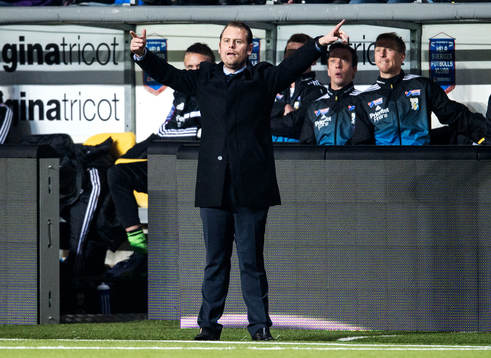 Mikael Stahre, tränare IFK Göteborg, står och