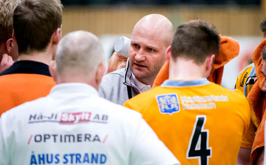 Ola Lindgren, tränare Kristianstad, tar timeout
