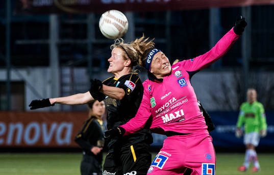 Bläddra bland fler bilder av Fotboll, Damallsvenskan, Kopparbergs Göteborg - Linköping