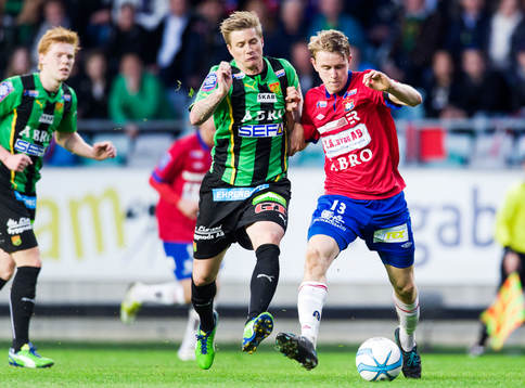 Närkamp mellan Andreas Drugge, Gais, och Johan Hedman,