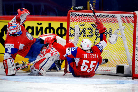 Norges målvakt, Lars Haugen och Ole-Kristian Tollefsen