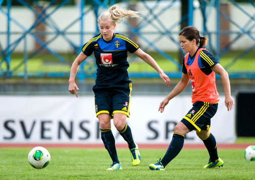 Jenny Hjohlman, och Hanna Folkesson, Sverige