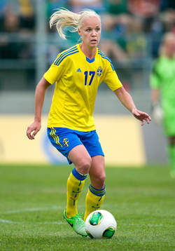 Caroline Seger, Sverige
