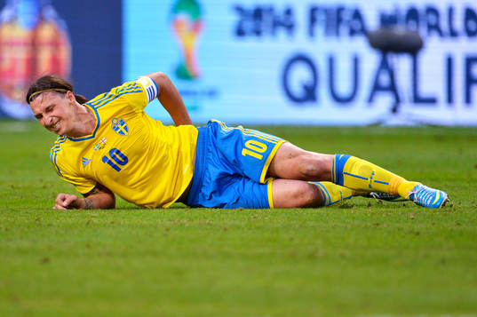 Sveriges Zlatan Ibrahimovic gestikulerar