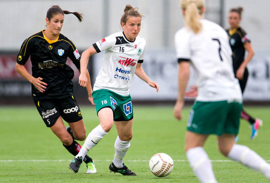 Hayley Lauder, Mallbacken