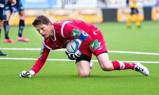 Gefles målvakt Mattias Hugosson i