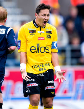 Elfsborgs Stefan Ishizaki skriker ut sin frustration i