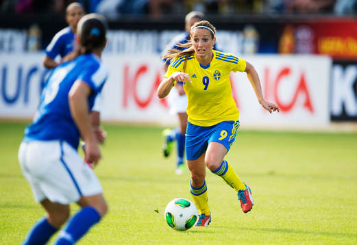 Sveriges Kosovare Asllani i träningslandskampen mellan