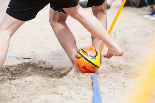 Sand, närkamp, boll, fot, fötter