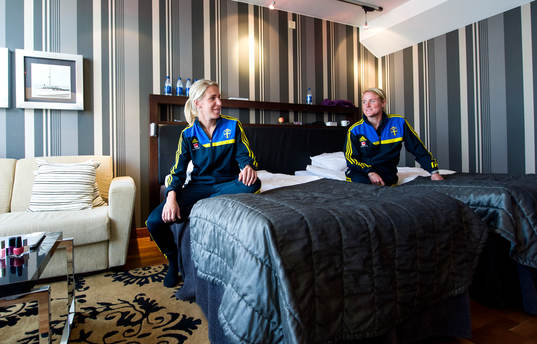 Presskåren bjuds in till Elin Magnusson och Marie