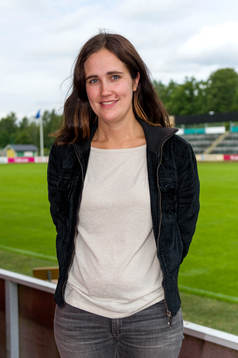 Anja Gatu, journalist på Sydsvenskan fotograferas