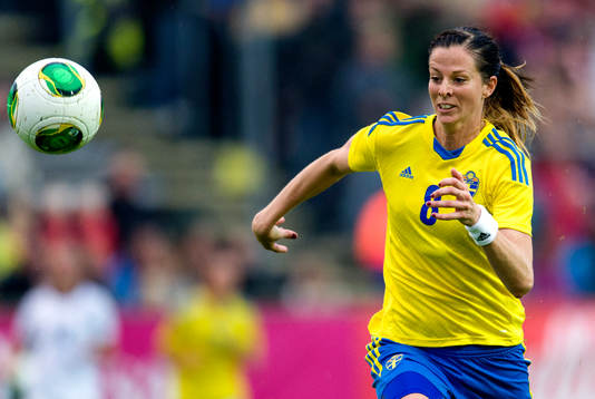 Sveriges Lotta Schelin jagar