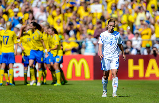 Islands Olina Vidarsdottir deppar
