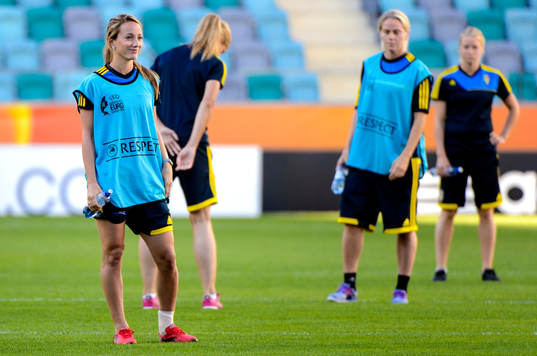 Sveriges Kosovare Asllani