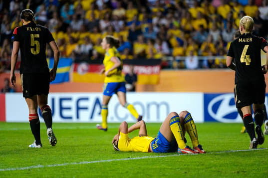 Sveriges Kosovare Asllani deppar